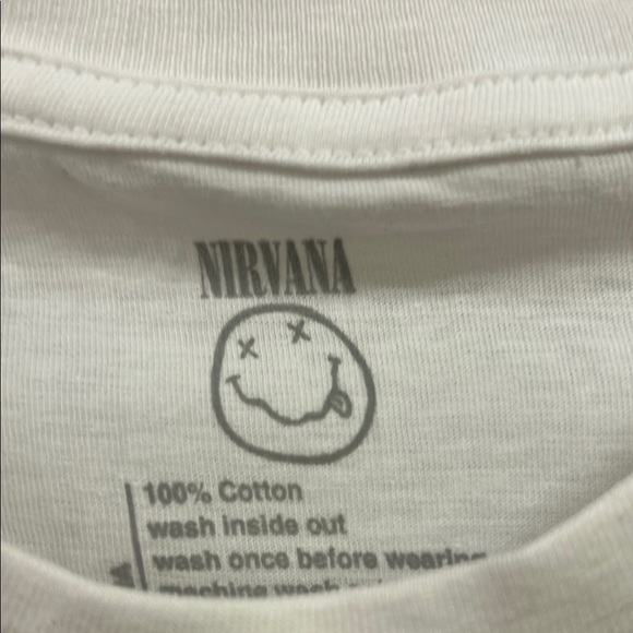 NIRVANA White Tee‎ with Pink and Blue Print - Picture 3 of 4